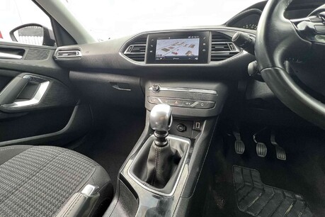 Peugeot 308 1.2 PureTech GPF Active Euro 6 (s/s) 5dr 25