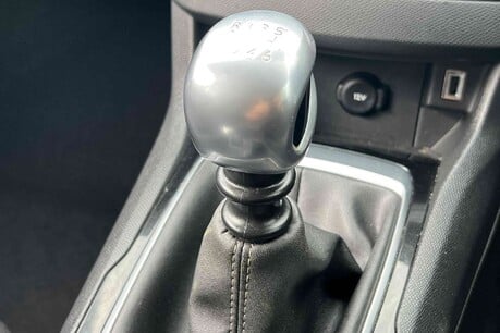 Peugeot 308 1.2 PureTech GPF Active Euro 6 (s/s) 5dr 26