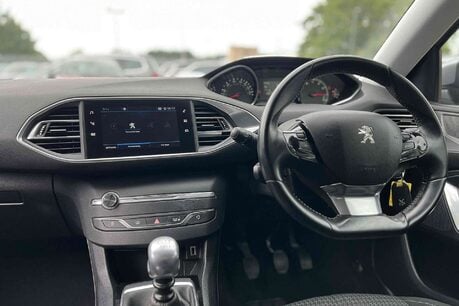 Peugeot 308 1.2 PureTech GPF Active Euro 6 (s/s) 5dr 8