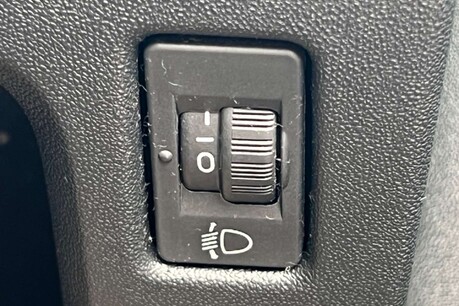 Peugeot 2008 1.6 BlueHDi Allure Euro 6 (s/s) 5dr 55