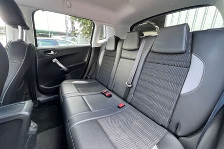 Peugeot 2008 1.6 BlueHDi Allure Euro 6 (s/s) 5dr 30