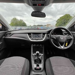 Vauxhall Grandland X 1.5 Turbo D BlueInjection SE Euro 6 (s/s) 5dr 7