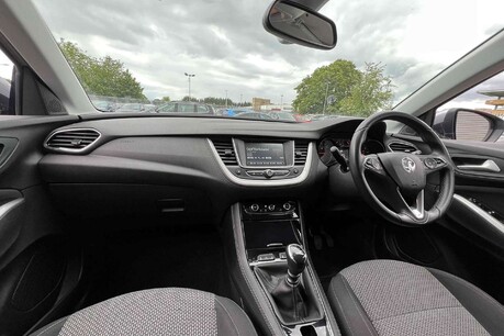 Vauxhall Grandland X 1.5 Turbo D BlueInjection SE Euro 6 (s/s) 5dr 22