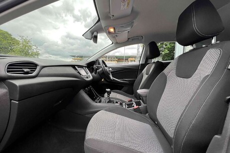 Vauxhall Grandland X 1.5 Turbo D BlueInjection SE Euro 6 (s/s) 5dr 20