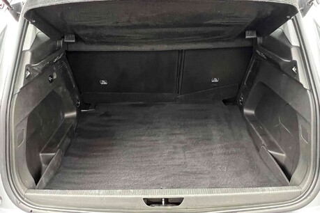 Vauxhall Grandland X 1.5 Turbo D BlueInjection SE Euro 6 (s/s) 5dr 37