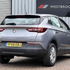 Vauxhall Grandland X 1.5 Turbo D BlueInjection SE Euro 6 (s/s) 5dr 2