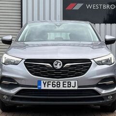Vauxhall Grandland X 1.5 Turbo D BlueInjection SE Euro 6 (s/s) 5dr 6