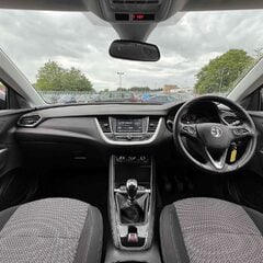 Vauxhall Grandland X 1.5 Turbo D BlueInjection SE Euro 6 (s/s) 5dr 7