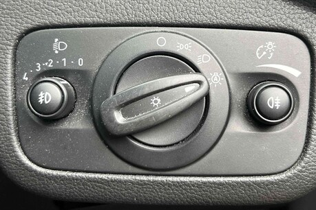 Ford C-Max 1.0T EcoBoost Titanium Euro 6 (s/s) 5dr 35