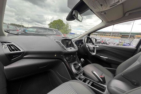 Ford C-Max 1.0T EcoBoost Titanium Euro 6 (s/s) 5dr 21