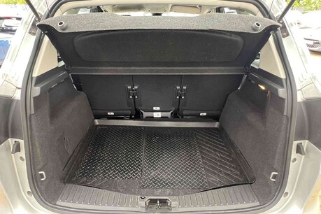Ford C-Max 1.0T EcoBoost Titanium Euro 6 (s/s) 5dr 39