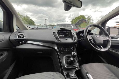 Ford C-Max 1.0T EcoBoost Titanium Euro 6 (s/s) 5dr 22