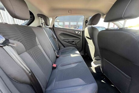 Ford Fiesta 1.0T EcoBoost Zetec Euro 6 (s/s) 5dr 13
