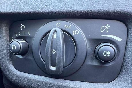 Ford Fiesta 1.0T EcoBoost Zetec Euro 6 (s/s) 5dr 31