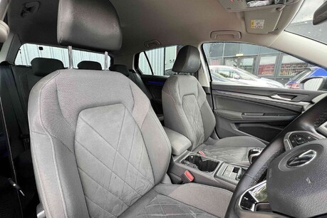 Volkswagen Golf 1.5 TSI Style Euro 6 (s/s) 5dr 11