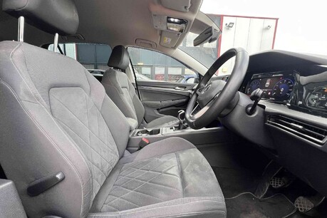 Volkswagen Golf 1.5 TSI Style Euro 6 (s/s) 5dr 12