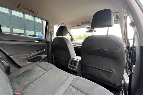 Volkswagen Golf 1.5 TSI Style Euro 6 (s/s) 5dr 17