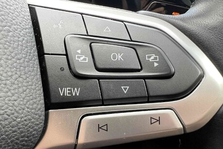 Volkswagen Golf 1.5 TSI Style Euro 6 (s/s) 5dr 37