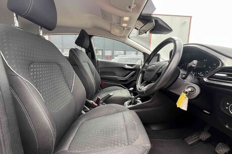 Ford Fiesta 1.0T EcoBoost Zetec Euro 6 (s/s) 5dr 12