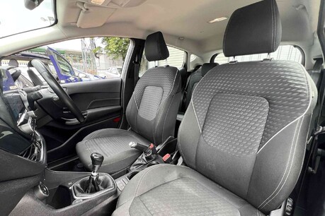 Ford Fiesta 1.0T EcoBoost Zetec Euro 6 (s/s) 5dr 19