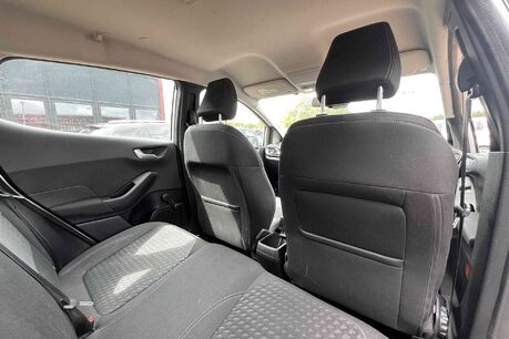 Ford Fiesta 1.0T EcoBoost Zetec Euro 6 (s/s) 5dr 15