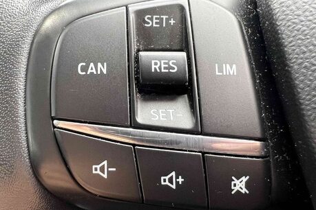 Ford Fiesta 1.0T EcoBoost Zetec Euro 6 (s/s) 5dr 30