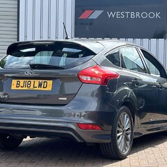 Ford Focus 1.0T EcoBoost ST-Line Euro 6 (s/s) 5dr 2