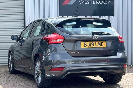 Ford Focus 1.0T EcoBoost ST-Line Euro 6 (s/s) 5dr 4