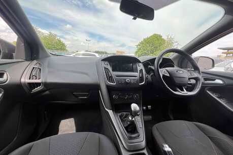 Ford Focus 1.0T EcoBoost ST-Line Euro 6 (s/s) 5dr 20