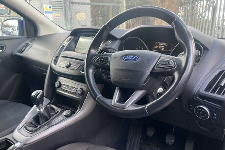 Ford Focus 1.5 TDCi Zetec Edition Euro 6 (s/s) 5dr 11