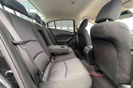 Mazda 3 2.0 SKYACTIV-G Sport Nav Fastback Euro 5 (s/s) 4dr 12