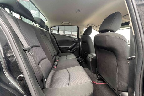 Mazda 3 2.0 SKYACTIV-G Sport Nav Fastback Euro 5 (s/s) 4dr 13