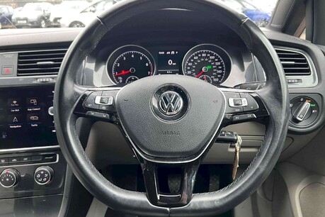 Volkswagen Golf 1.5 TSI EVO Match DSG Euro 6 (s/s) 5dr 32