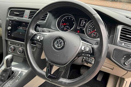 Volkswagen Golf 1.5 TSI EVO Match DSG Euro 6 (s/s) 5dr 7