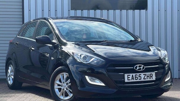 Hyundai i30 1.6 CRDi Blue Drive SE Euro 6 (s/s) 5dr Service History