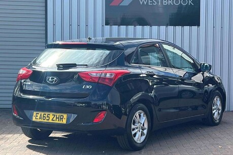 Hyundai i30 1.6 CRDi Blue Drive SE Euro 6 (s/s) 5dr 3