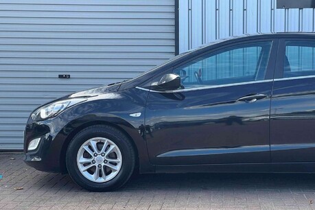 Hyundai i30 1.6 CRDi Blue Drive SE Euro 6 (s/s) 5dr 11