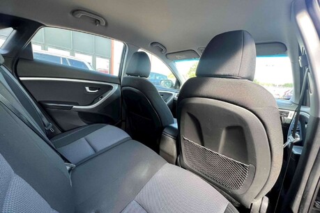 Hyundai i30 1.6 CRDi Blue Drive SE Euro 6 (s/s) 5dr 20