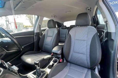 Hyundai i30 1.6 CRDi Blue Drive SE Euro 6 (s/s) 5dr 23