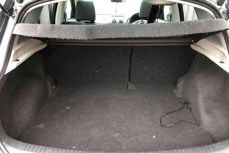 Nissan Qashqai 1.5 dCi 360 2WD Euro 5 5dr 28