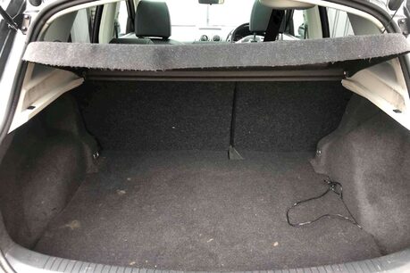 Nissan Qashqai 1.5 dCi 360 2WD Euro 5 5dr 28