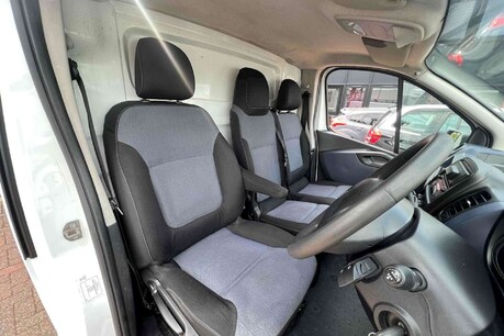 Vauxhall Vivaro 1.6 CDTi 2900 L2 H1 Euro 6 5dr 8