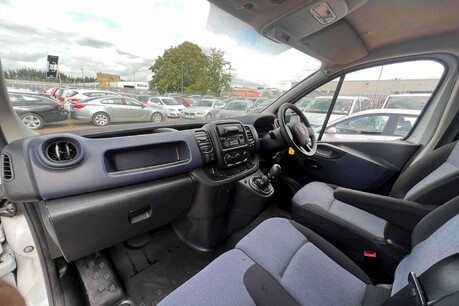 Vauxhall Vivaro 1.6 CDTi 2900 L2 H1 Euro 6 5dr 12