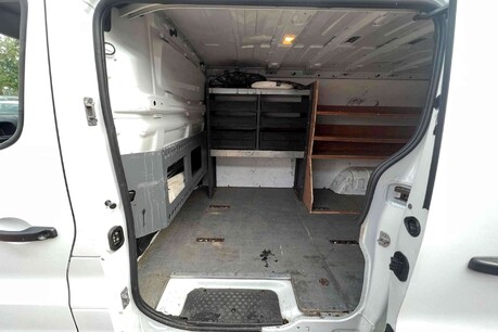 Vauxhall Vivaro 1.6 CDTi 2900 L2 H1 Euro 6 5dr 28