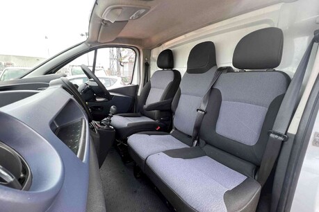 Vauxhall Vivaro 1.6 CDTi 2900 L2 H1 Euro 6 5dr 10