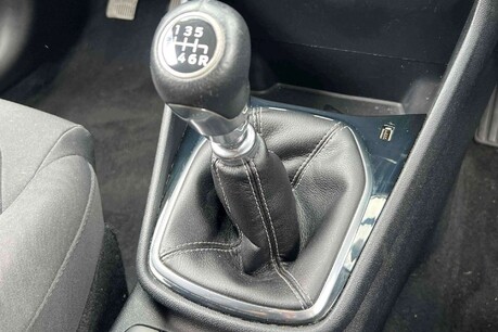 Ford Fiesta 1.0T EcoBoost Titanium Euro 6 (s/s) 5dr 22