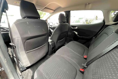 Ford Fiesta 1.0T EcoBoost Titanium Euro 6 (s/s) 5dr 15