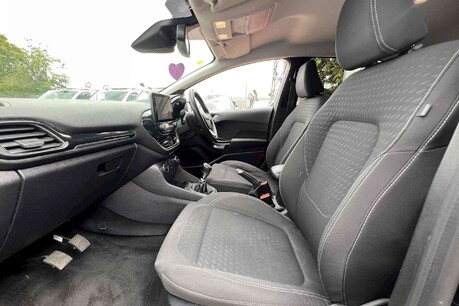 Ford Fiesta 1.0T EcoBoost Titanium Euro 6 (s/s) 5dr 17