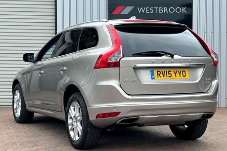 Volvo XC60 2.4 D4 SE Lux Nav AWD Euro 5 (s/s) 5dr 4
