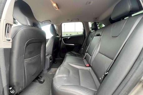Volvo XC60 2.4 D4 SE Lux Nav AWD Euro 5 (s/s) 5dr 14